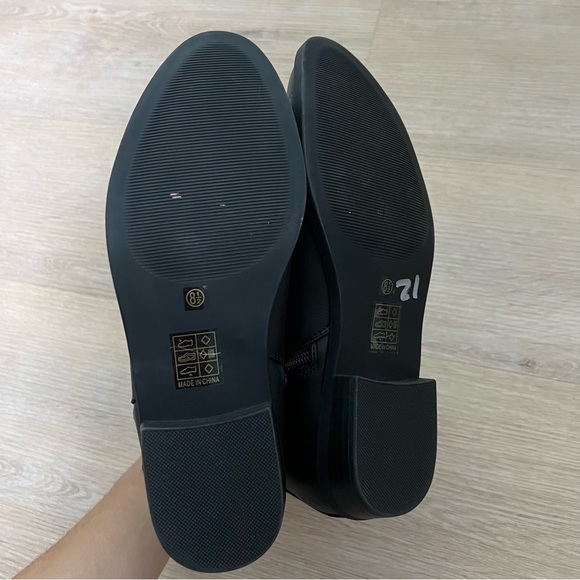 New *Black* Journee Collection “Ellis” Vegan Faux Leather Side Zip Ankle Booties - Picture 10 of 12